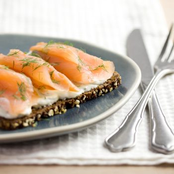 Noorse zalm op abdijbrood